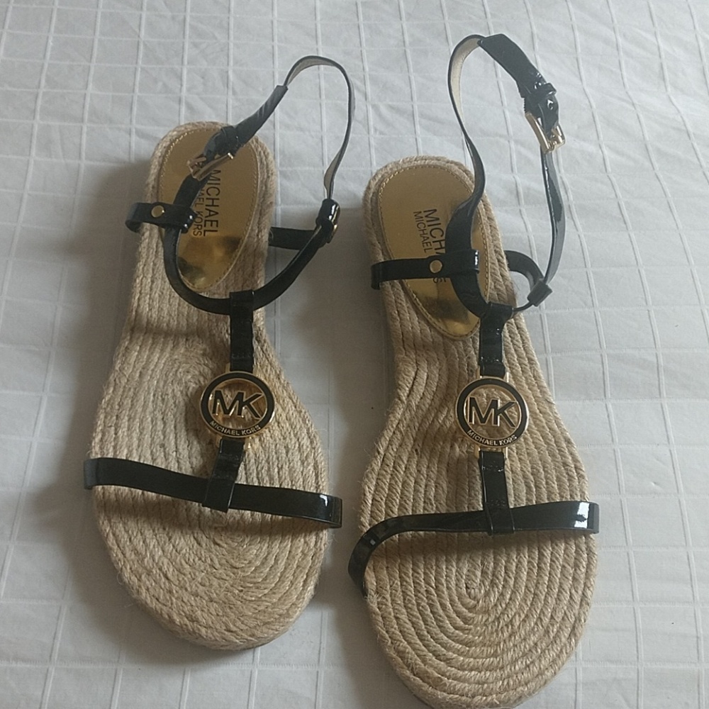 Michael Kors Sandals 💜3 for$35💜